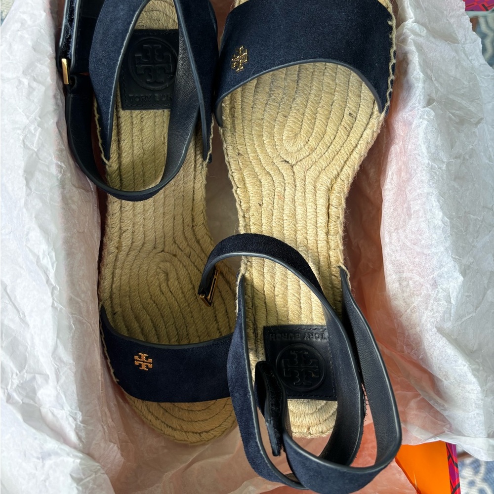 Tory Burch Navy suede Espadrille with ankle strap size 8.5. Gold hardware.